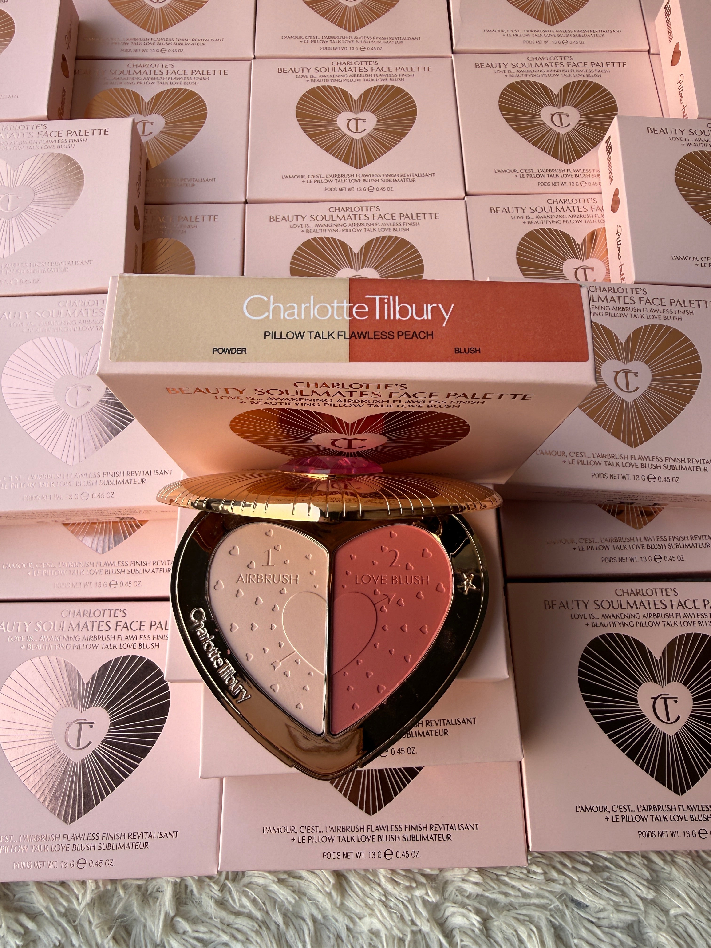 Charlotte Tilbury Beauty Soulmates Palette – Blush & Face powder Duo for Radiant Finish(Get Free Delivery & Gifts🎁)