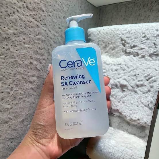 CeraVe SA Renewing Cleanser – Smooth, Exfoliate & Refresh Your Skin
