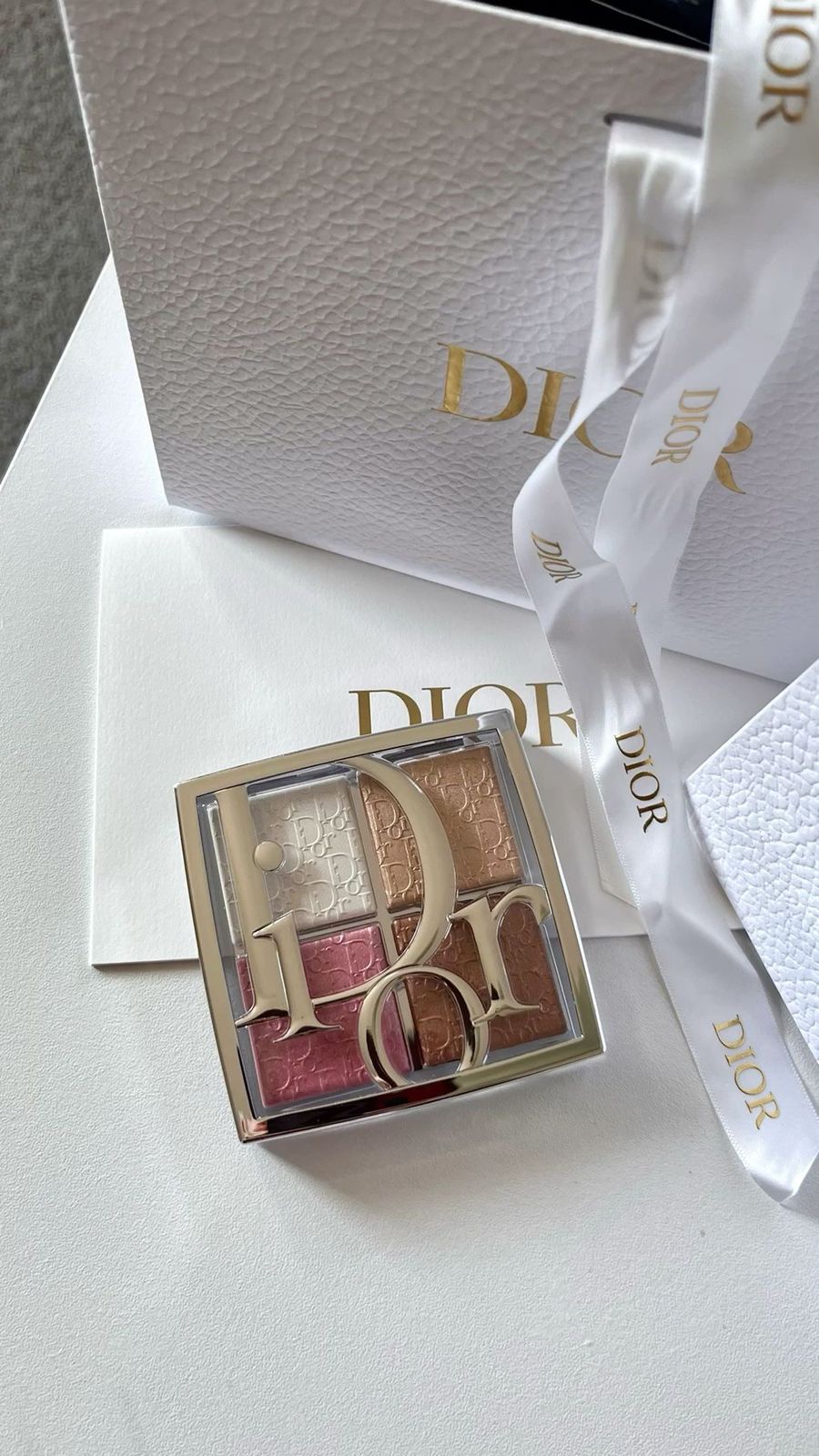 Dior Backstage Glow Face Palette – Radiant Highlight Perfection ✨