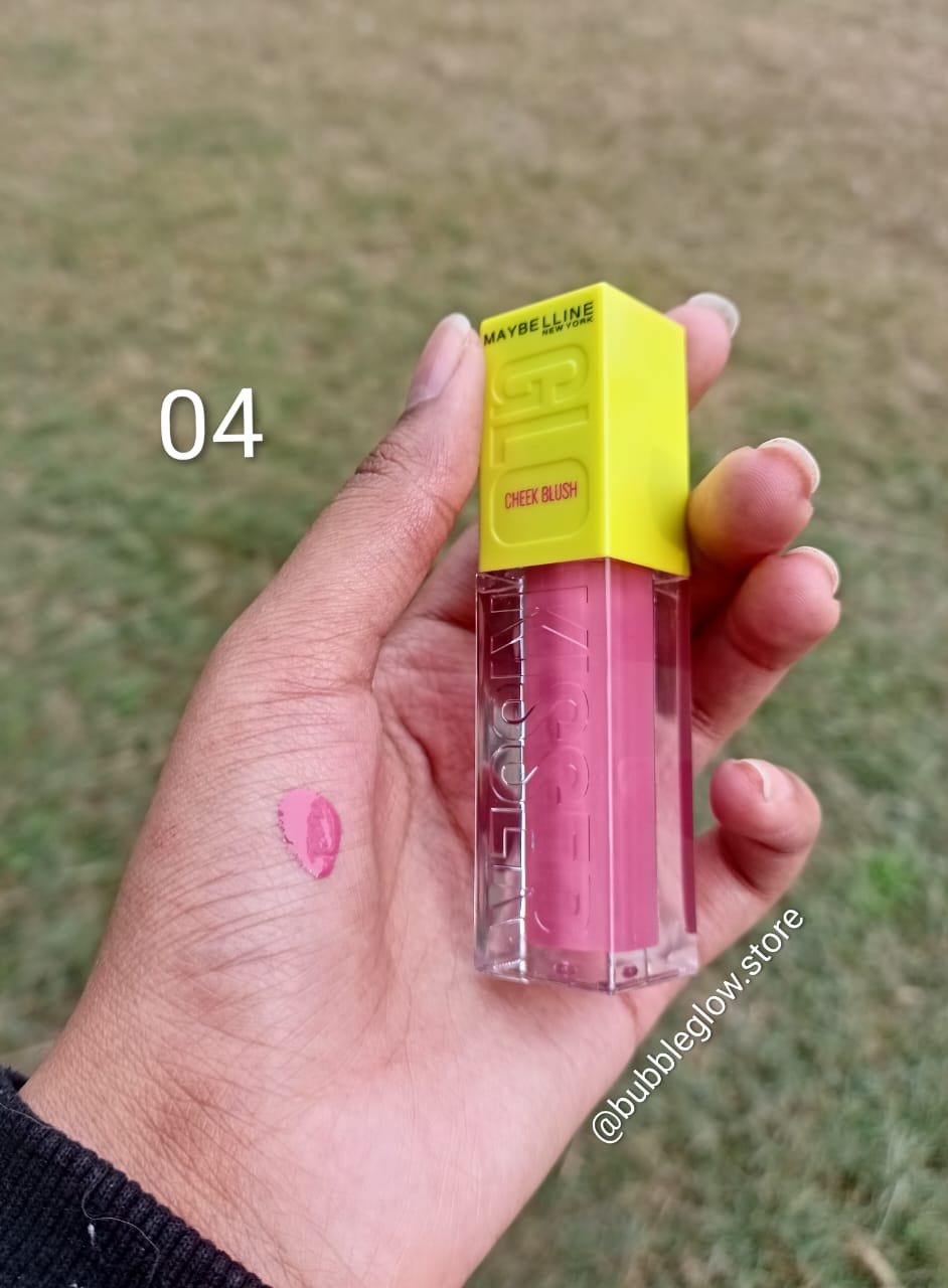 Maybelline Lip Gloss – High Shine, Non-Sticky & Hydrating Finish.