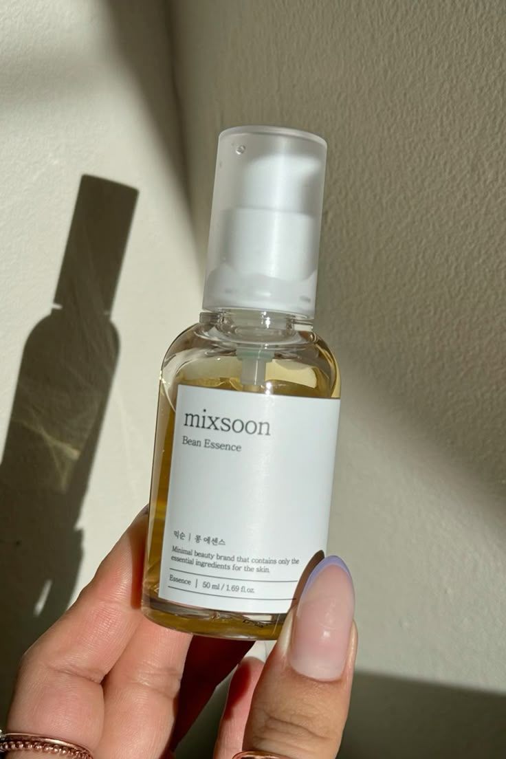 Mixsoon Bean Essence – Gentle Exfoliating & Hydrating Skin Essence